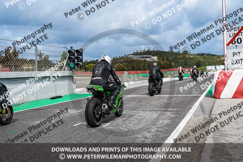 motorbikes;no limits;peter wileman photography;portimao;portugal;trackday digital images